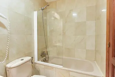 Un baño de LEEWAYS APARTMENT VI in GRAN VÍA