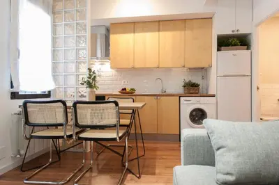 Una cocina o zona de cocina en Gran Vía Fomento Apartment