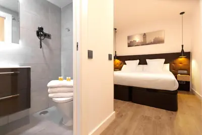 Un baño de Woohoo Rooms Hortaleza