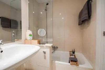 Un baño de Inmejorable Ubicación en Madrid