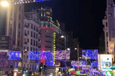 Plano de Elegant Apartment in the Heart of Madrid, 100m² with Parking