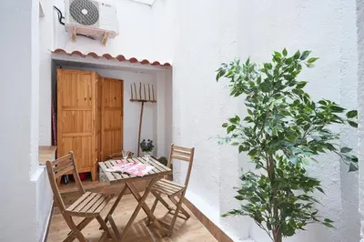 Plano de LEEWAYS APARTMENT in ZURITA