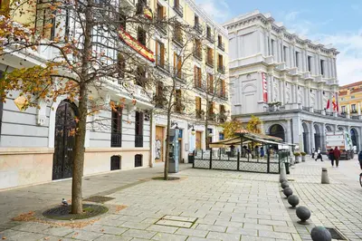 Edificio en el que se encuentra el apartamento