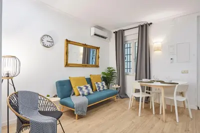 Zona de estar de LEEWAYS APARTMENT in SAN BERNARDO