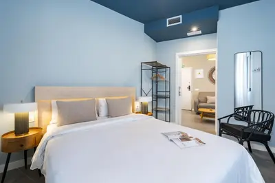 Cama o camas de una habitación en Color Apartments by Olala Homes