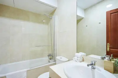 Un baño de LEEWAYS APARTMENT XXV in GRAN VÍA