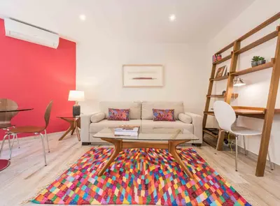 Cama o camas de una habitación en Stylish 1-Bed Apartment in Salamanca Madrid