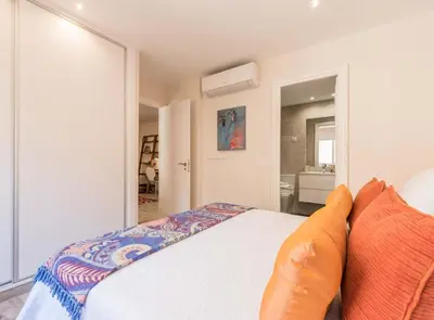 Cama o camas de una habitación en Stylish 1-Bed Apartment in Salamanca Madrid
