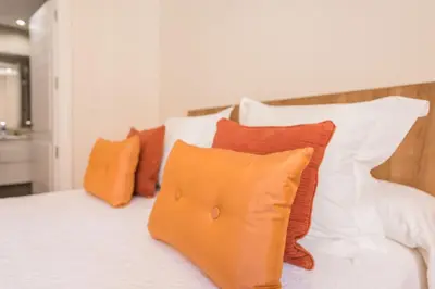Cama o camas de una habitación en Stylish 1-Bed Apartment in Salamanca Madrid