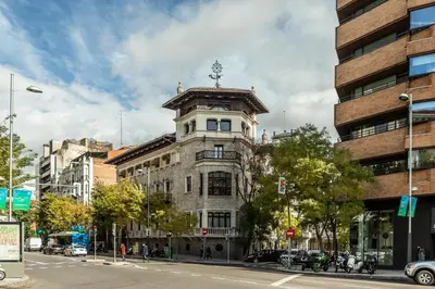 Edificio en el que se encuentra el apartamento