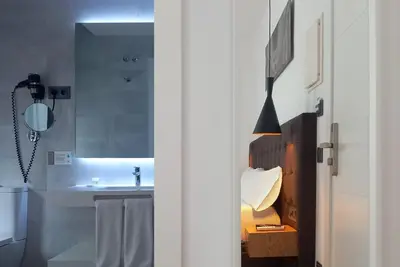 Un baño de Woohoo Rooms Fuencarral