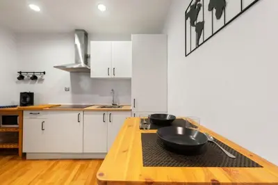 Una cocina o zona de cocina en Comfortable Cozy - 1D 1B - Sol
