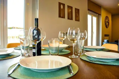 Bebidas en Apartamento con Terraza a Gran Vía y Palacio Real