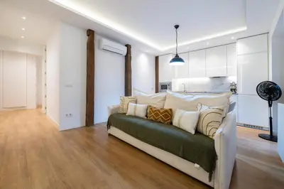 Zona de estar de Chamberi I calle Monteleón 2BR 2BH