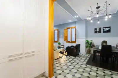 Plano de Chic Apartment Madrid Goya by Batuecas