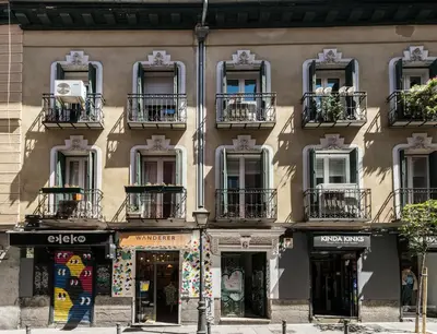 Edificio en el que se encuentra el apartamento