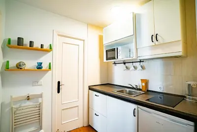 Una cocina o zona de cocina en Smartr Madrid Gran Via 47