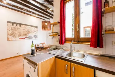 Una cocina o zona de cocina en Penthouse neare Sol, plaza Mayor
