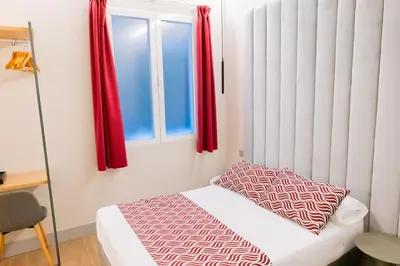 Cama o camas de una habitación en Hostal Juliette-Gran Vía