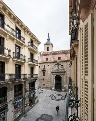 Edificio en el que se encuentra el apartamento
