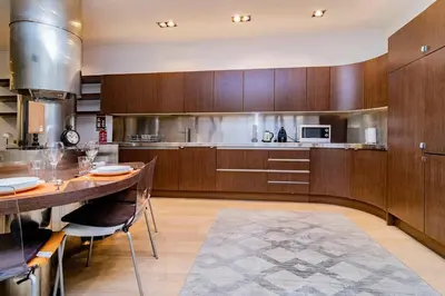 Una cocina o zona de cocina en Luxury Apartment in La Latina by Batuecas