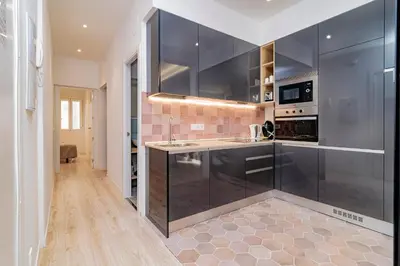 Una cocina o zona de cocina en Espléndido y Radiante Apto en Malasaña By Batuecas