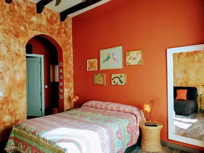 Cama o camas de una habitación en Hostal Artistic B&B