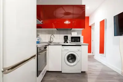 Una cocina o zona de cocina en Apartamentos Day Madrid CALLAO I