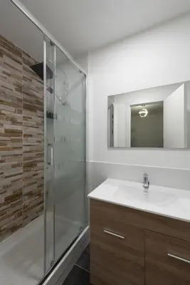 Un baño de Apartamentos Day Madrid MALASAÑA II