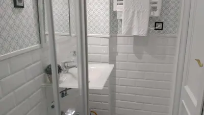 Un baño de Apartamento Madrid Retiro M-30