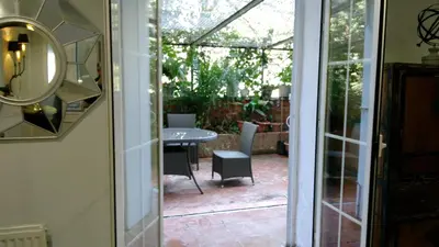 Jardín al aire libre en Apartamento Madrid Retiro M-30