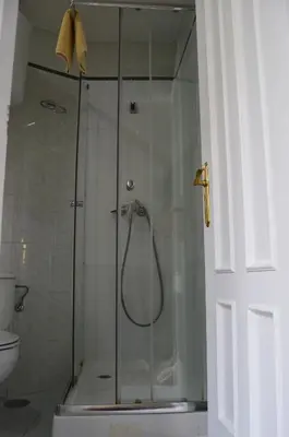 Un baño de Estudio Puerta del Sol Esparteros