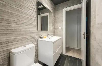Un baño de La Vivienda de Pedro Zerolo
