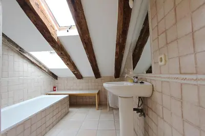 Un baño de COZY ROMANTIC MALASAÑA