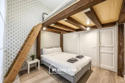 Cama o camas de una habitación en MyHouseSpain - Great apartment 6 PAX MADRID CITY CENTER