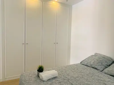 Cama o camas de una habitación en Moncloa-Arguelles nuevos pisos