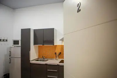 Una cocina o zona de cocina en Calle Huertas Coqueto by RegalateMadrid