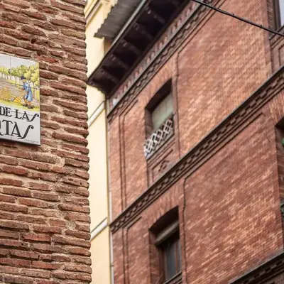 Calle Huertas Coqueto by RegalateMadrid