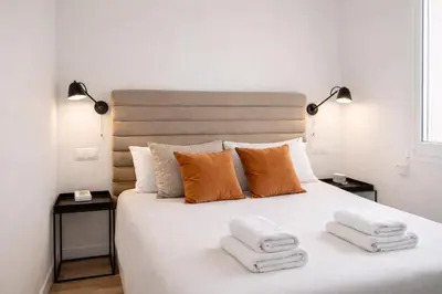 Cama o camas de una habitación en La Latina I - Descubre Madrid desde un Espacio con Estilo