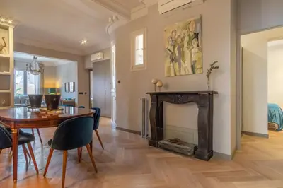 Zona de estar de Spacious 3-Bed Apartment in Salamanca Madrid