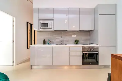 Una cocina o zona de cocina en Exclusivo Apartamento en Chamberí Fernando El Católico by Batuecas