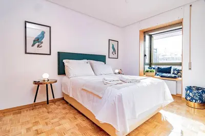 Cama o camas de una habitación en Maravilloso Apartamento Plaza Pedro Zerolo - Gran Vía, by Batuecas