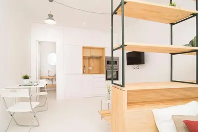Cama o camas de una habitación en Loft de Diseño en Pleno Centro de Madrid, Calle Torrecilla del Leal, by Batuecas