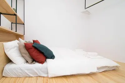 Cama o camas de una habitación en Loft de Diseño en Pleno Centro de Madrid, Calle Torrecilla del Leal, by Batuecas