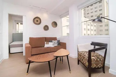 Zona de estar de Deslumbrante Apartamento en Plaza España, by Batuecas