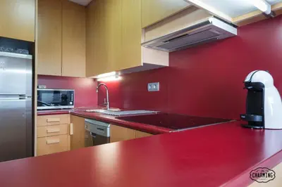 Una cocina o zona de cocina en Chueca Apartments - Dúplex en el Centro de Madrid