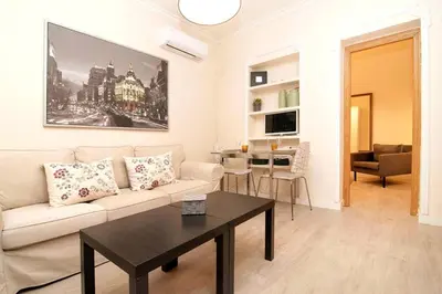 Zona de estar de Estupendo Apartamento junto a Estación de Atocha by Batuecas