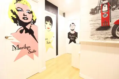 Plano de Céntrico Apartamento Estilo Pop-Art by Batuecas