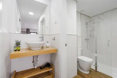 Un baño de Feelathome Goya Apartments