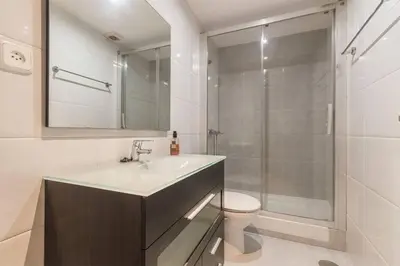 Un baño de Alojamiento temporal en Malasaña